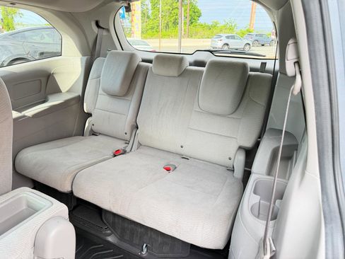 Used 2012 Honda Odyssey EX image 29