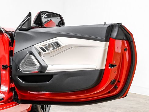 Used 2019 BMW Z4 sDrive30i w/ M Sport Package image 35