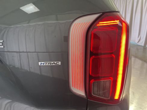 Used 2025 Hyundai Palisade Calligraphy AWD/4WD image 19