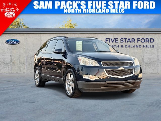 Used 2009 Chevrolet Traverse LT w/ California Edition Package FWD image 1
