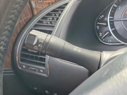 Used 2018 Nissan Armada Platinum AWD/4WD image 11