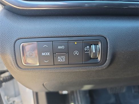 New 2026 GMC Terrain AT4 w/ Convenience Package III image 31