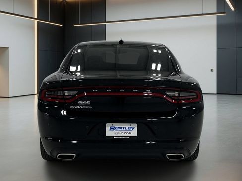 Used 2023 Dodge Charger SXT RWD image 5