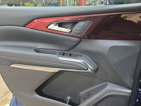 New 2026 Chevrolet Traverse Z71 w/ Driver Confidence Package image 29