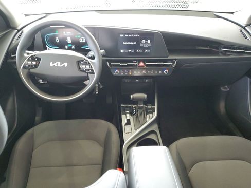 Used 2026 Kia Niro LX FWD image 12
