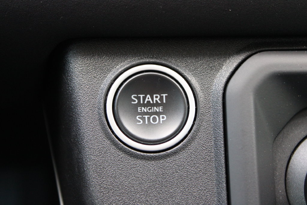 Used 2021 Land Rover Defender 110 AWD/4WD image 17