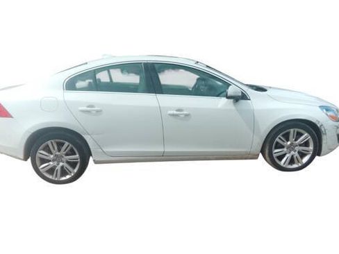 Used 2011 Volvo S60 T6 AWD/4WD image 7