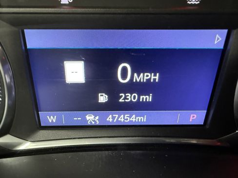 Used 2020 Chevrolet Equinox Premier image 18