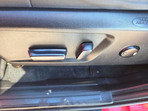 Certified 2020 Toyota Tundra SR5 image 29