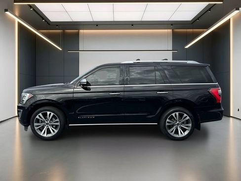 Used 2020 Ford Expedition Platinum AWD/4WD image 2