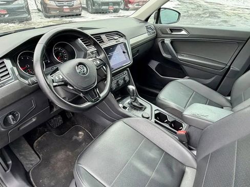 Used 2019 Volkswagen Tiguan SEL image 2