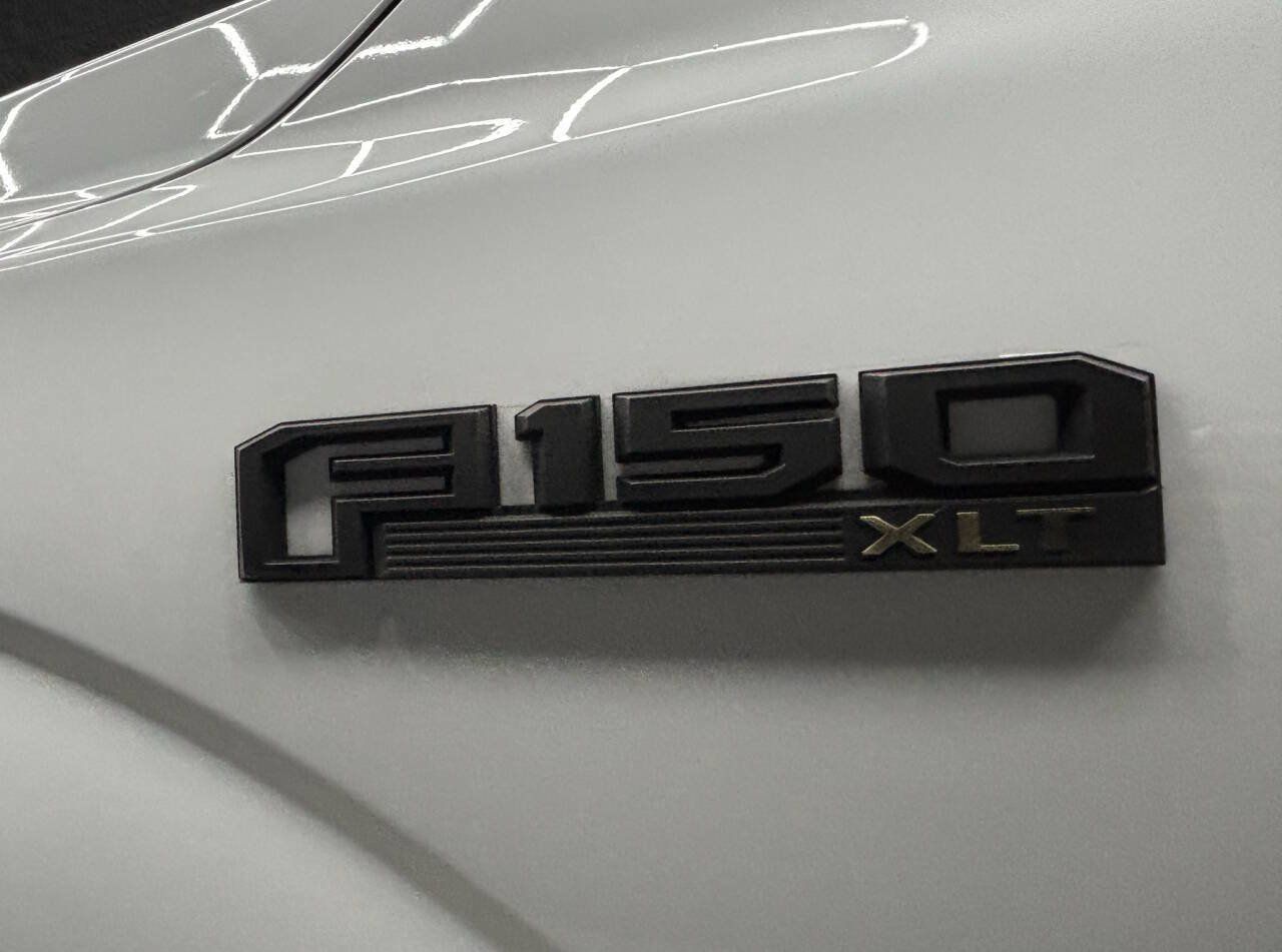 Used 2018 Ford F150 XLT w/ Equipment Group 302A Luxury RWD image 4