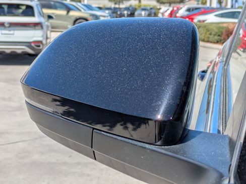 New 2026 Volkswagen Atlas SE FWD image 12