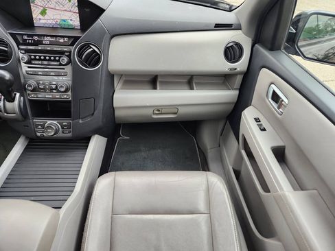 Used 2012 Honda Pilot Touring image 17