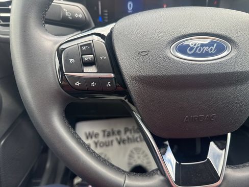 Certified 2023 Ford Escape Active AWD/4WD image 32