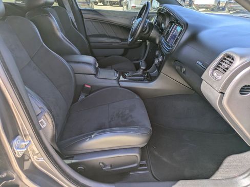 Used 2022 Dodge Charger R/T w/ Plus Group image 27