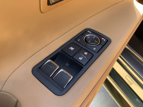 Used 2022 Lexus LC 500 Convertible w/ Touring Package RWD image 15