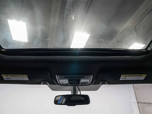 Used 2018 Honda Civic EX-L image 16