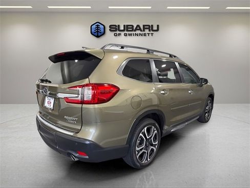 Used 2024 Subaru Ascent Touring image 5