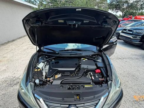 Used 2018 Nissan Altima 2.5 SR w/ SR Special Edition FWD image 19