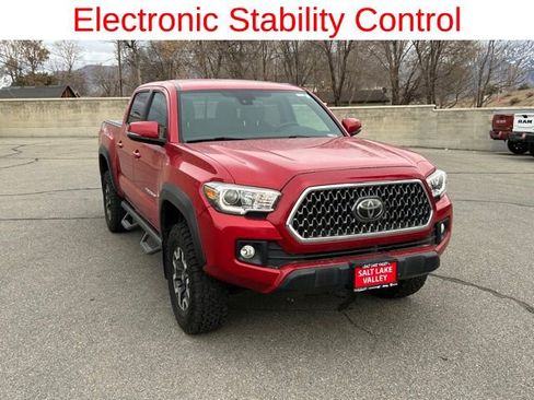 Used 2019 Toyota Tacoma TRD Off-Road image 6