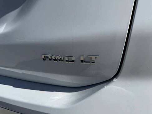 Used 2020 Chevrolet Equinox LT AWD/4WD image 10