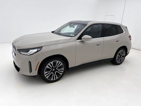 Certified 2025 BMW X3 xDrive30i w/ Convenience Package image 5