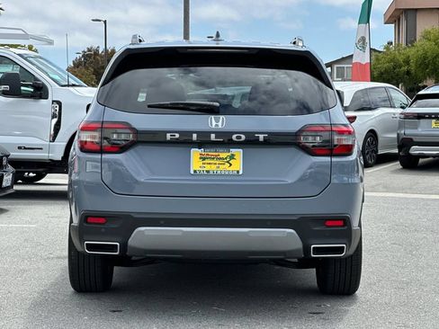New 2026 Honda Pilot EX-L image 4