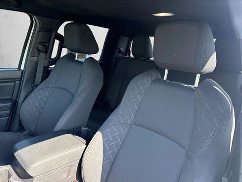 Certified 2025 Toyota Tacoma SR5 AWD/4WD image 20