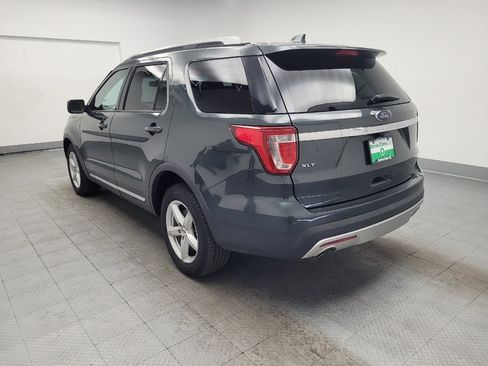 Used 2016 Ford Explorer XLT w/ Equipment Group 202A AWD/4WD image 5