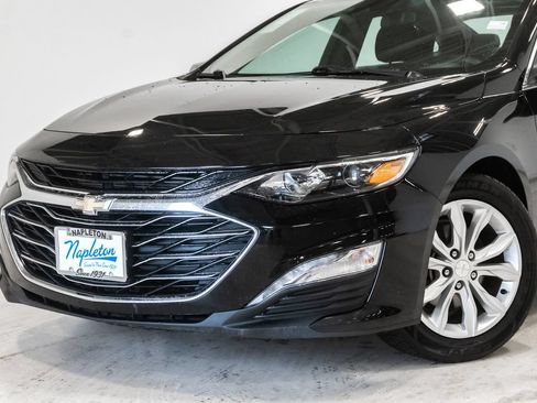 Used 2024 Chevrolet Malibu LT FWD image 2
