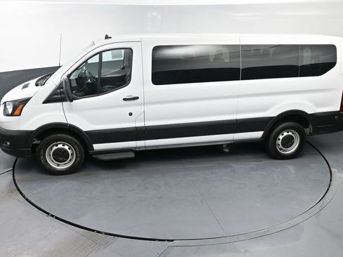 Used 2020 Ford Transit 350 XL image 41