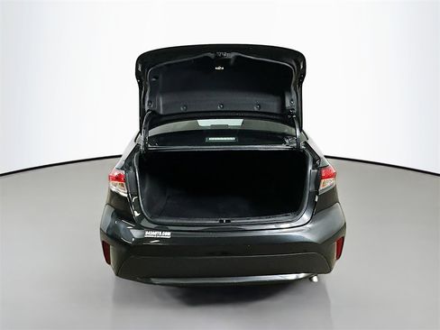 Used 2022 Toyota Corolla LE image 33