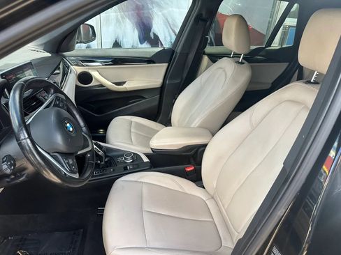Used 2021 BMW X1 xDrive28i w/ Convenience Package AWD/4WD image 10