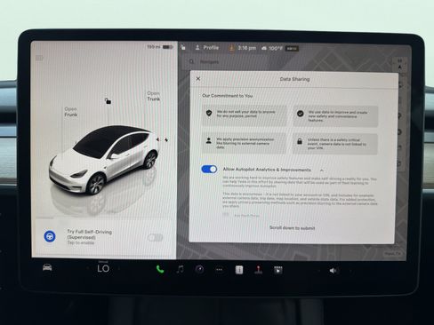 Used 2023 Tesla Model Y Long Range AWD/4WD image 45