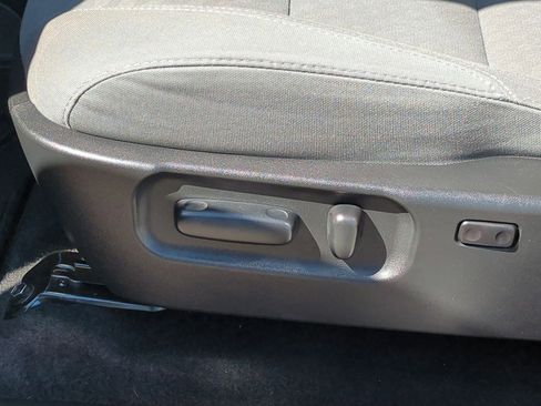 Used 2021 Toyota Tacoma SR5 image 32