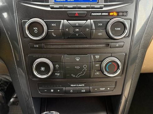 Used 2017 Ford Explorer 4WD image 25