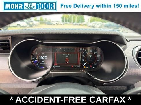 Used 2018 Ford Mustang GT Premium w/ Equipment Group 401A RWD image 17