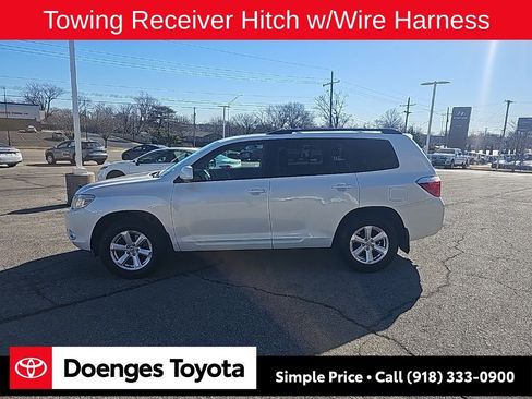 Used 2010 Toyota Highlander SE image 7