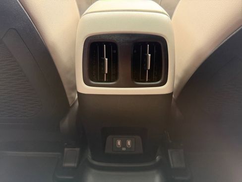 Certified 2022 Hyundai Tucson Limited w/ Winter Package image 23