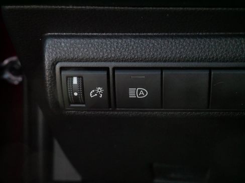 Certified 2025 Toyota Corolla LE image 27