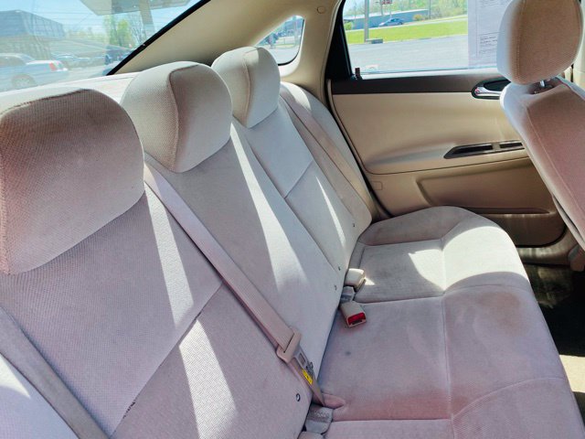 Used 2006 Chevrolet Impala LS FWD image 12