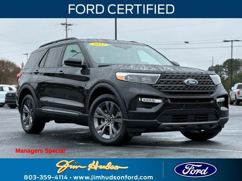Certified 2022 Ford Explorer XLT w/ Equipment Group 202A image 1