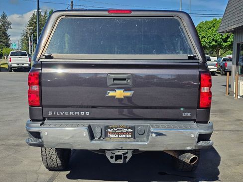 Used 2015 Chevrolet Silverado 2500 LTZ AWD/4WD image 4
