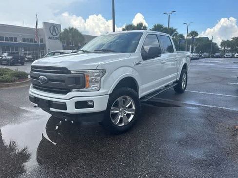 Used 2018 Ford F150 XLT w/ Equipment Group 302A Luxury AWD/4WD image 3