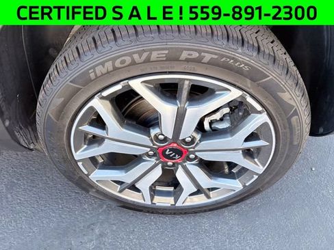 Certified 2021 Kia Seltos SX w/ SX Sunroof Package AWD/4WD image 25