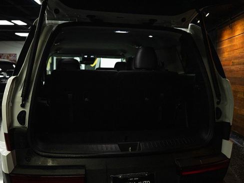 Used 2024 Hyundai Santa Fe SEL FWD image 7