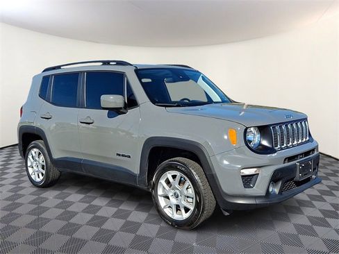 Used 2021 Jeep Renegade Latitude image 1