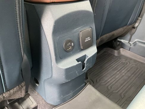 Certified 2022 Ford Maverick Lariat w/ Lariat Luxury Package image 24