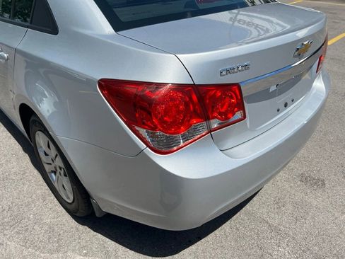 Used 2015 Chevrolet Cruze LS FWD image 31